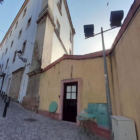 Fence Houses Коимбра Номер фото